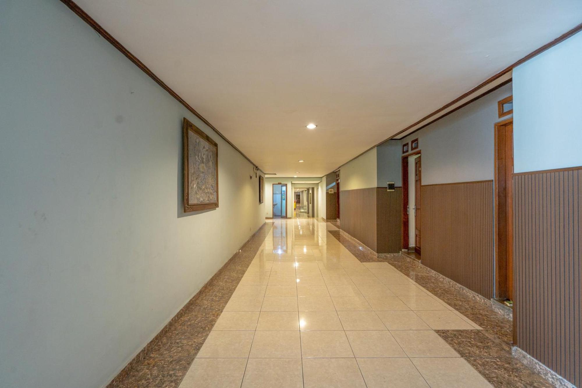 Reddoorz Plus At Mahajaya Hotel Denpasar Exterior foto