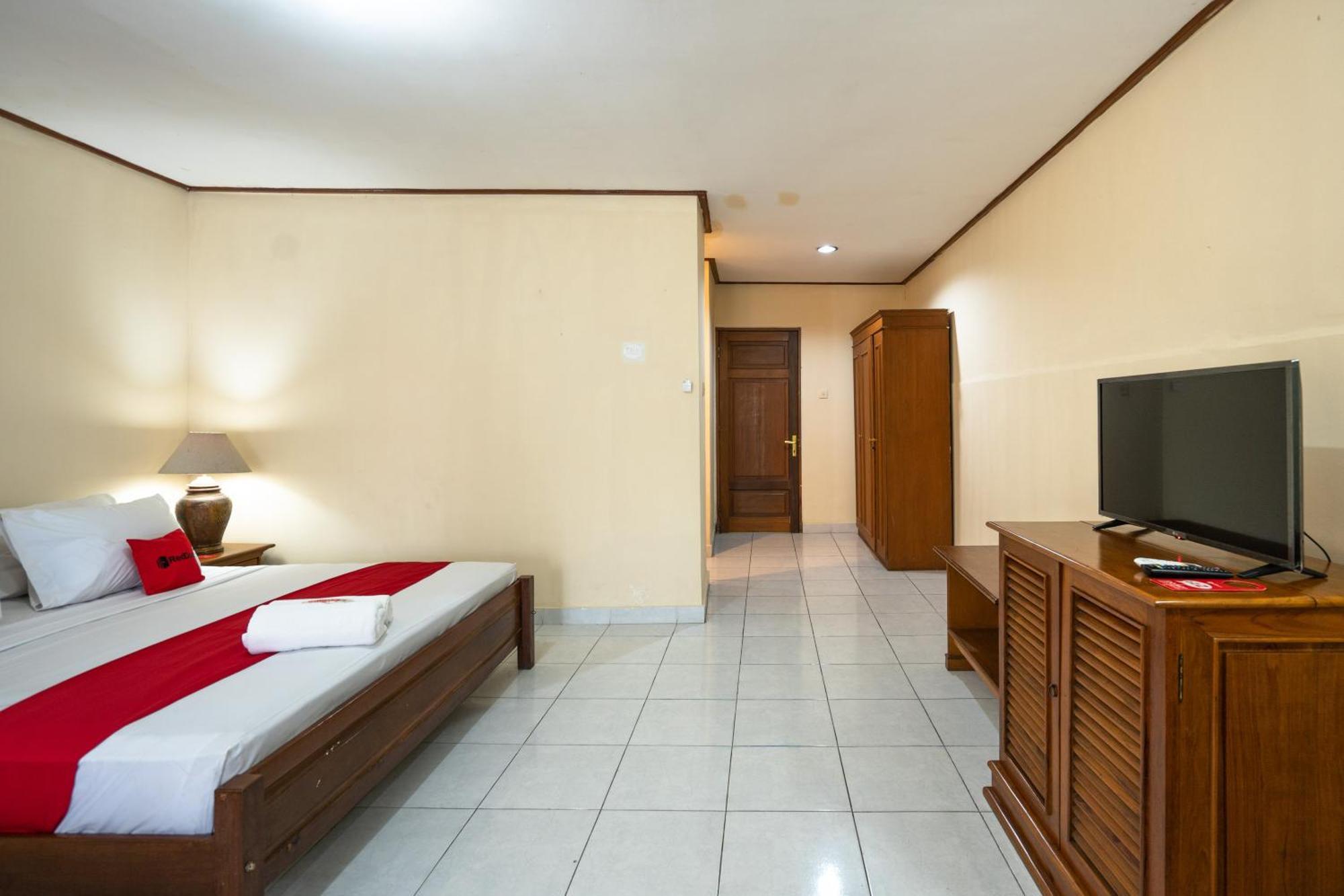 Reddoorz Plus At Mahajaya Hotel Denpasar Exterior foto