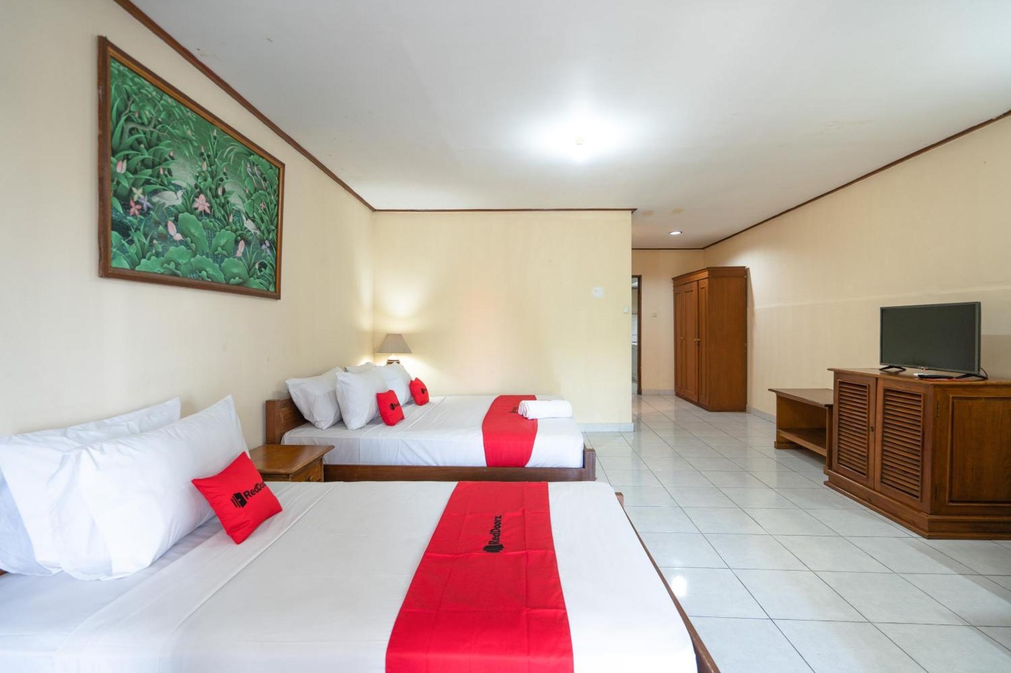 Reddoorz Plus At Mahajaya Hotel Denpasar Exterior foto