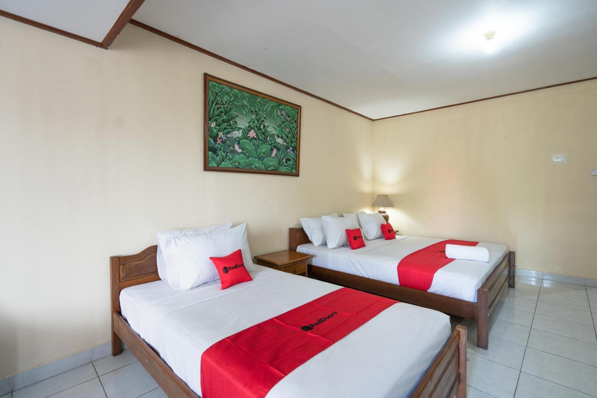 Reddoorz Plus At Mahajaya Hotel Denpasar Exterior foto